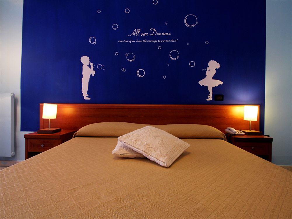 Hotel Carosello Pontecagnano Kültér fotó